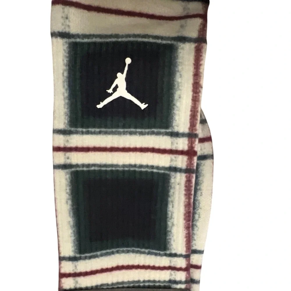 Jordan Everyday Essential Mens 6-8 Multicolor Excellent Dri-Fit Crew Plaid
